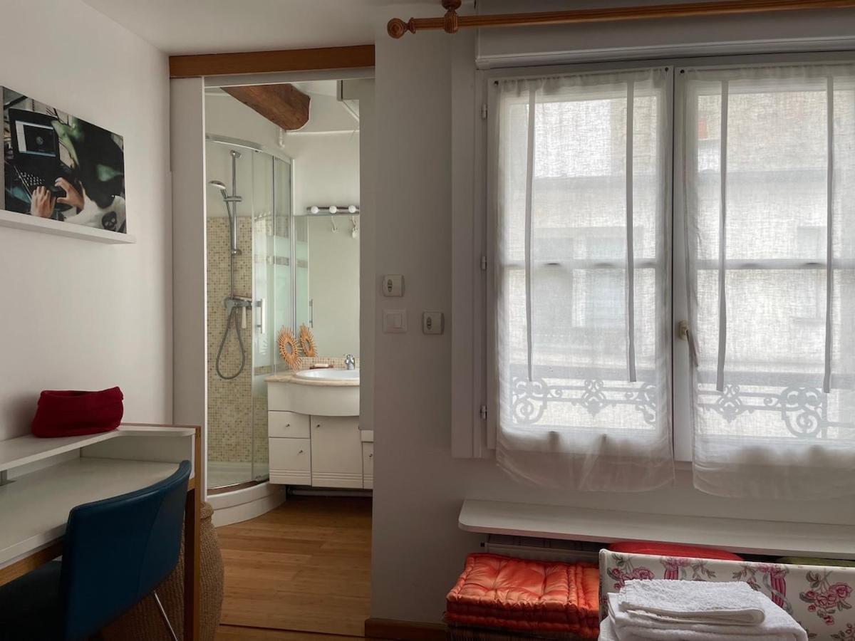 Odeon 1 Bedroom, Ac, Lift, Terrace, Garage Appartement Parijs