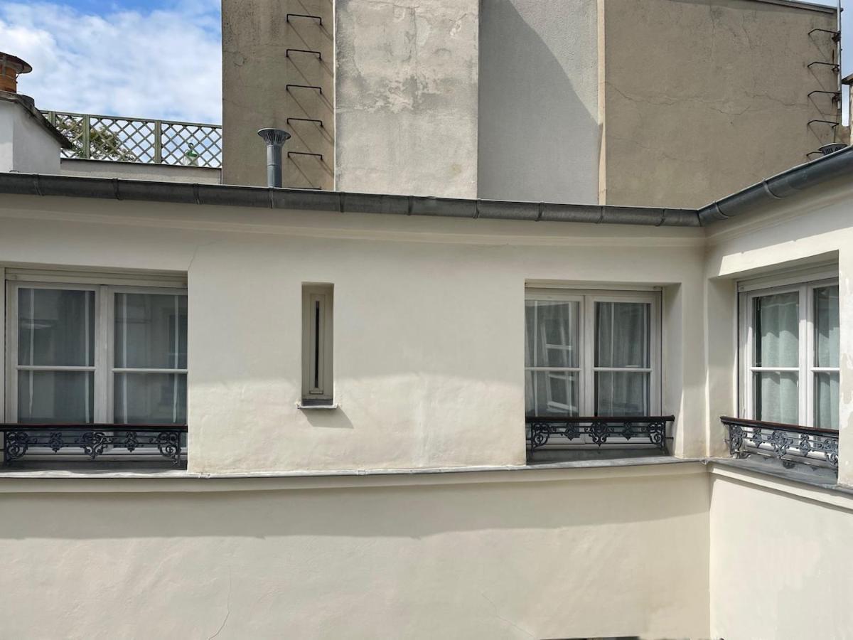 Appartement Odeon 1 Bedroom, Ac, Lift, Terrace, Garage Parijs