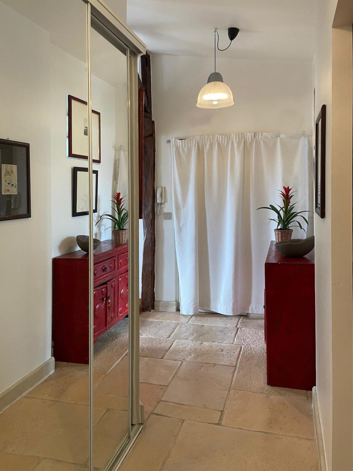 Appartement Odeon 1 Bedroom, Ac, Lift, Terrace, Garage
