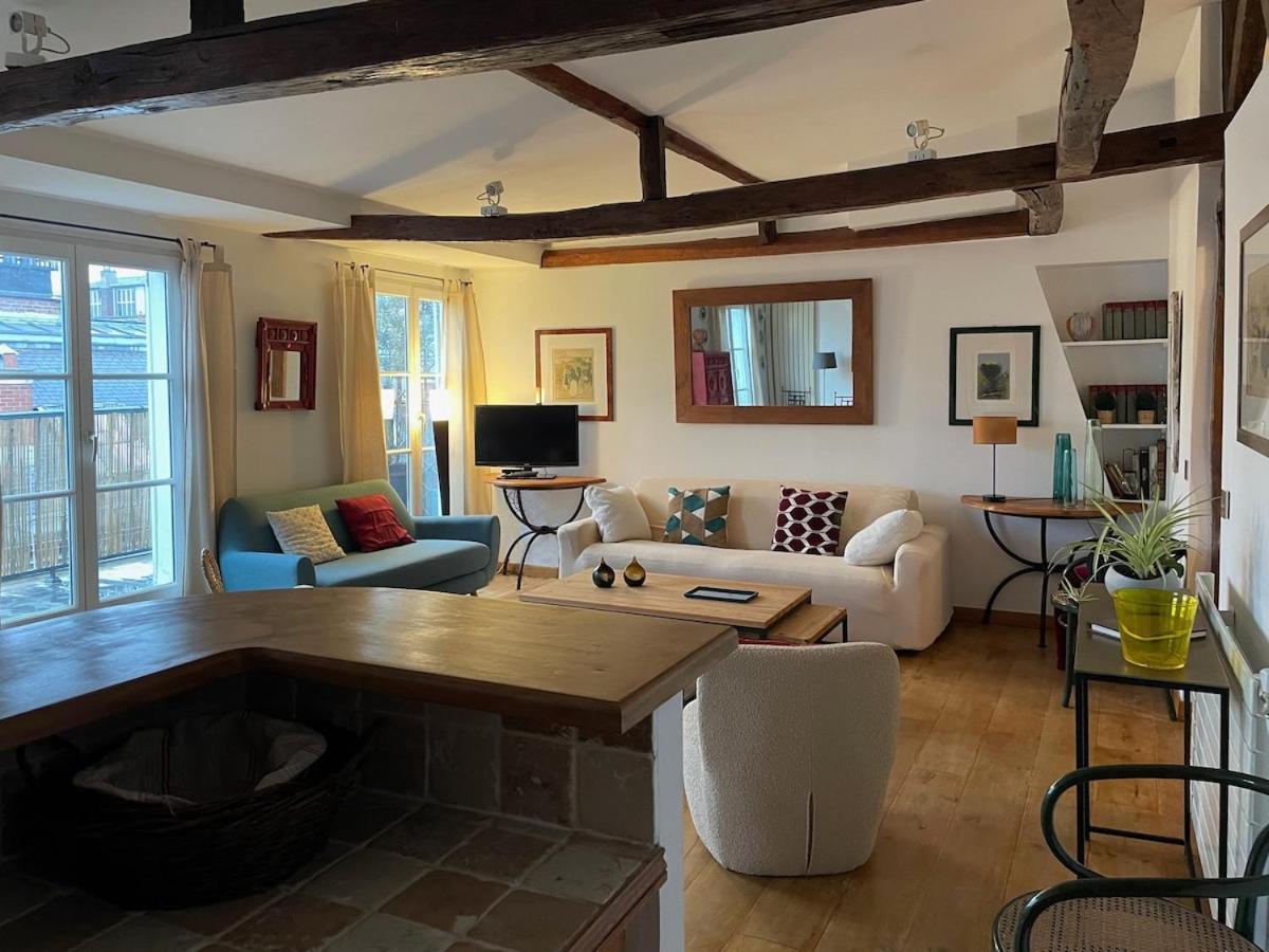 Odeon 1 Bedroom, Ac, Lift, Terrace, Garage Appartement Parijs